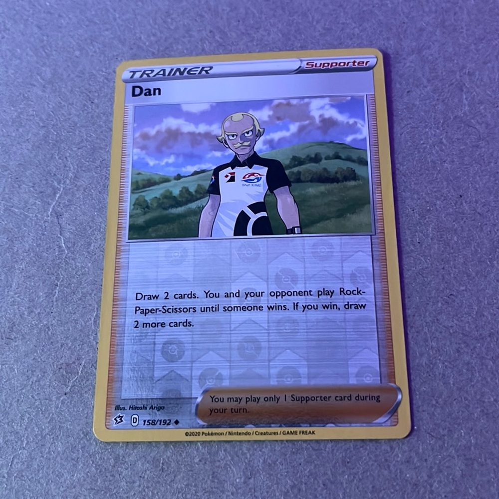 Pokémon card Dan 2022